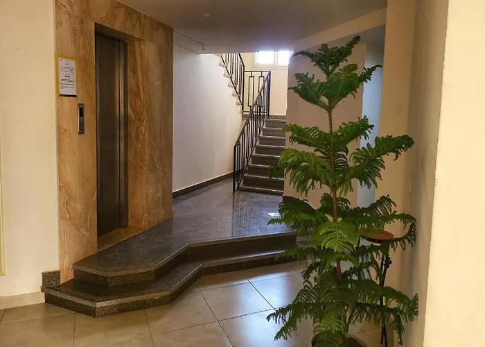 Apartman Serene Pool View And Private Access *
